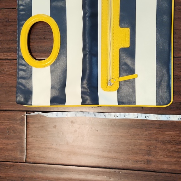 Kate Spade clutch - Picture 5 of 6